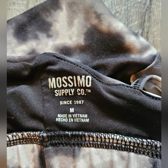 Lot of pretty strappy sports bras running cycling spin zumba - Picture 9 of 10